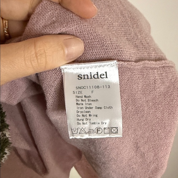 Chic Hazy Pink Wool Mini Dress - Picture 6 of 7